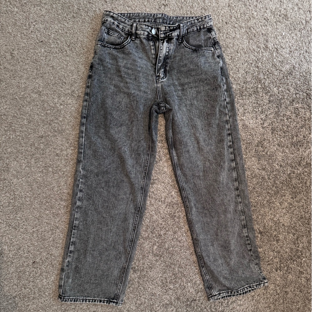 Black acid wash jeans